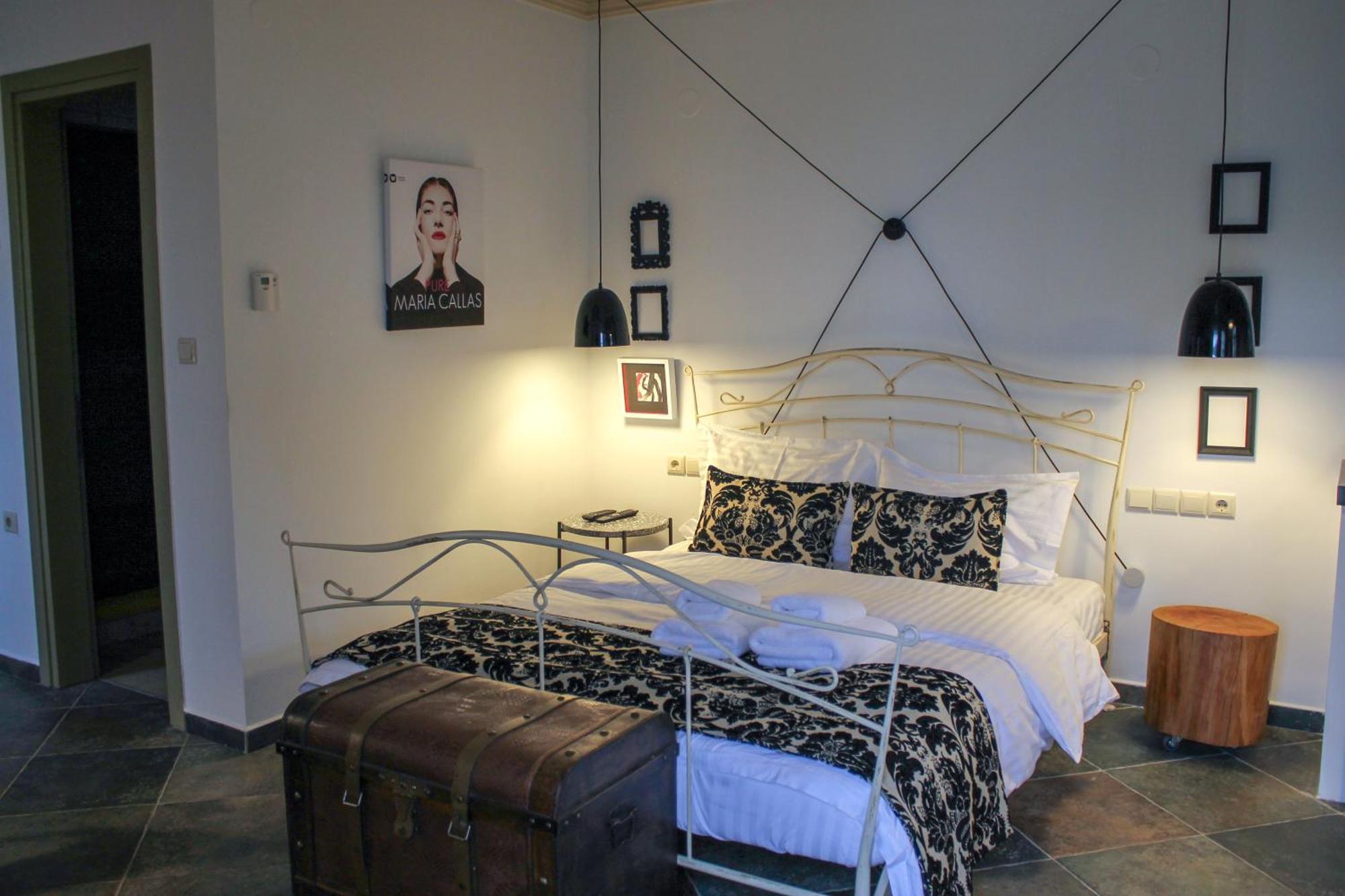 Oikies Art Rooms Ángistron Екстериор снимка